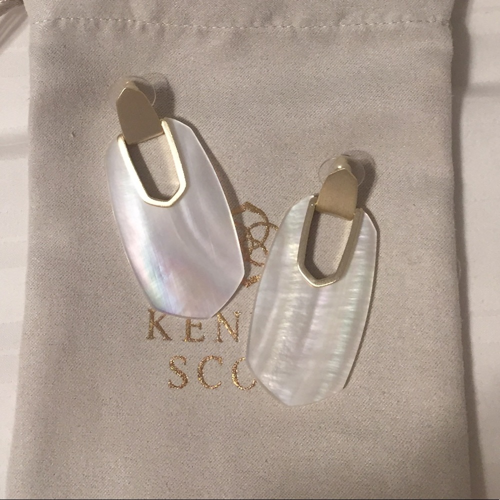 Kendra Scott “Kailyn” earrings in ivory